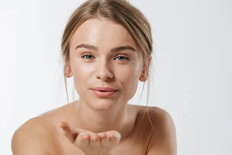 Non-toxic makeup UK
