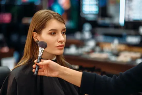 Spring makeup trends — soft skin, blush and blurred lips runway looks