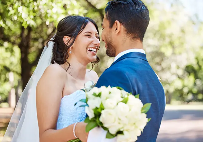 Summer wedding makeup — keeping makeup fresh in hot outdoor conditions